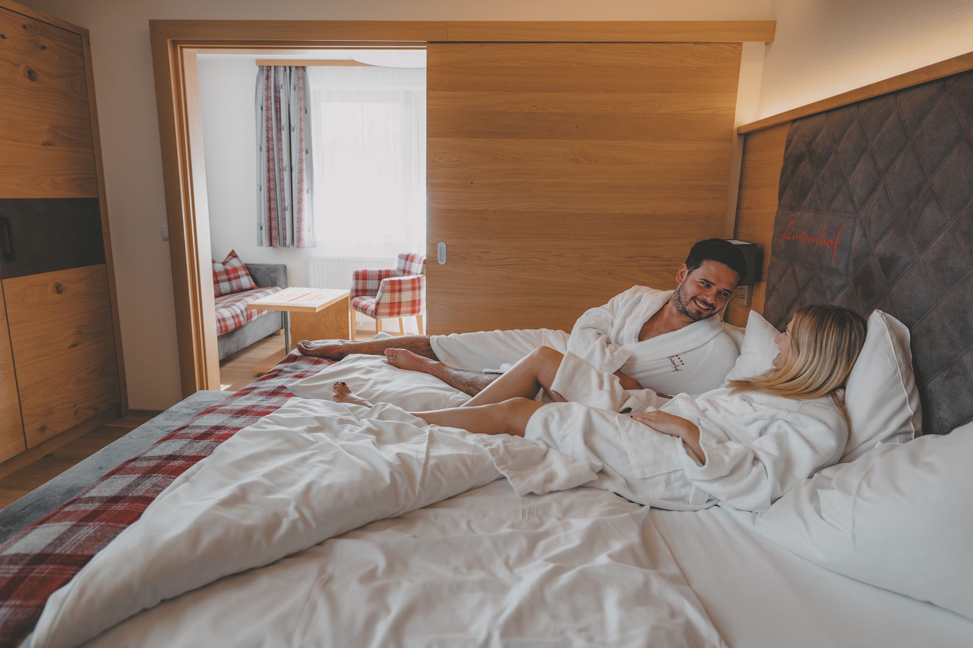 Moderne Zimmer im Hotel Lindenhof in Ramsau am Dachstein