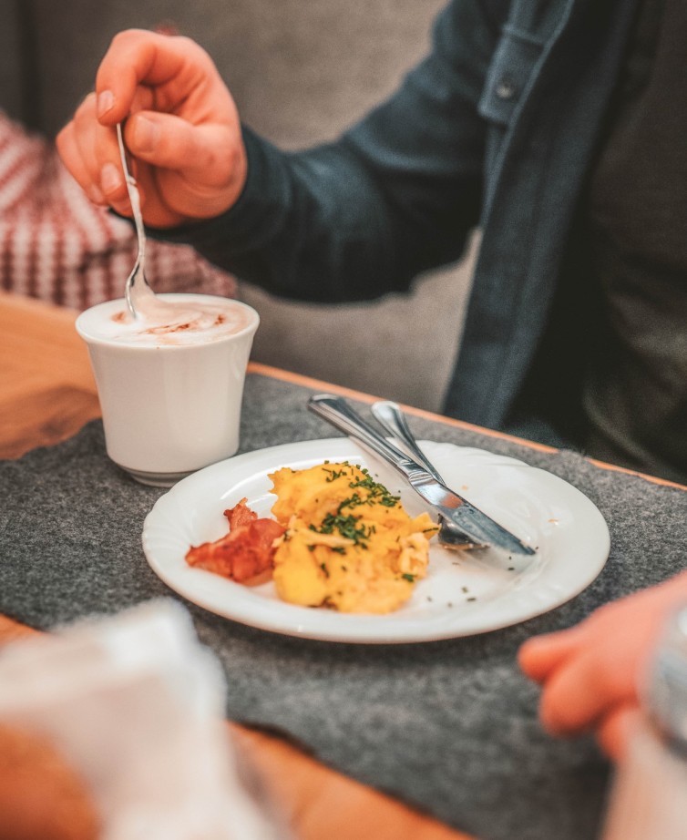 Frische Eier von den eigenen Hühnern