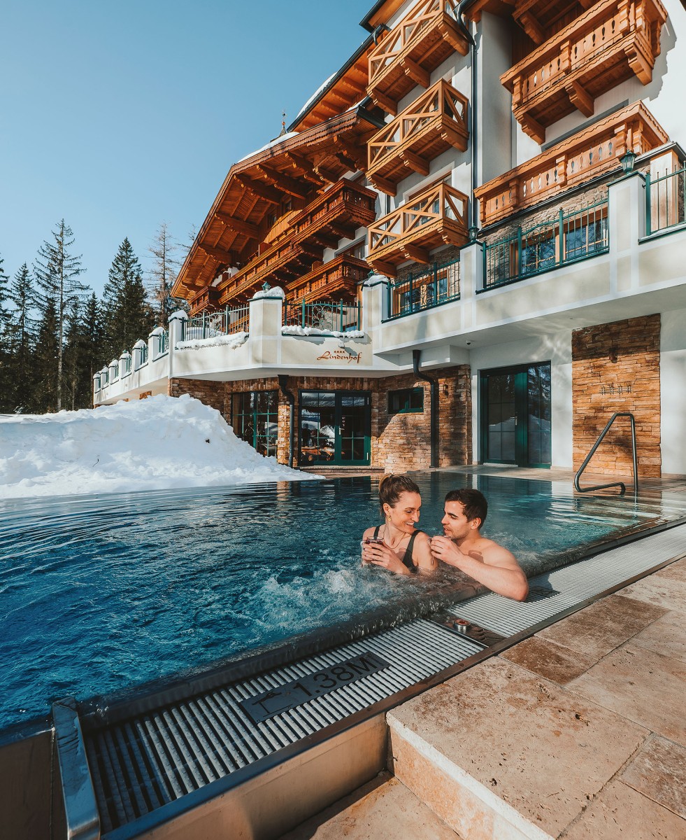 Bathing holiday at the Hotel Lindenhof with pool