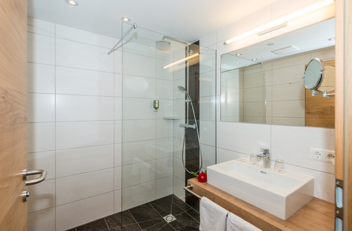 Bathroom in the Dachstein Suite