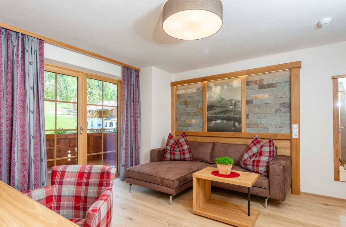 Spacious living area in the Lindenhof