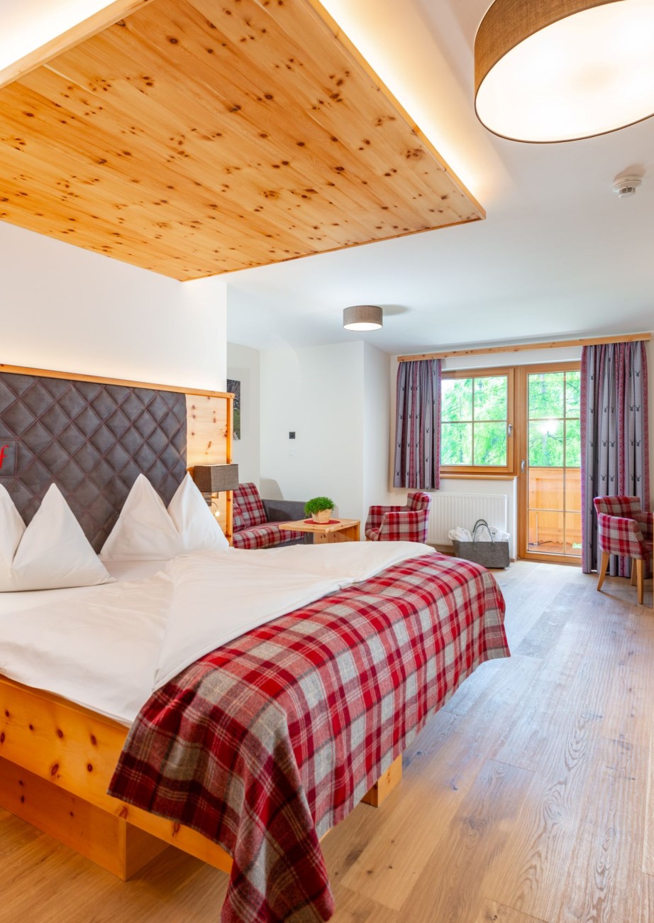 Swiss Stone Pine Suite in the Lindenhof